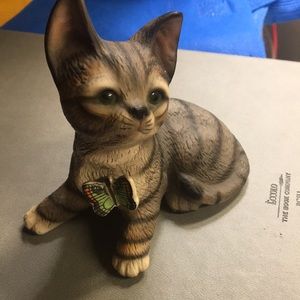 Harvey Knox Kingdom porcelain cat